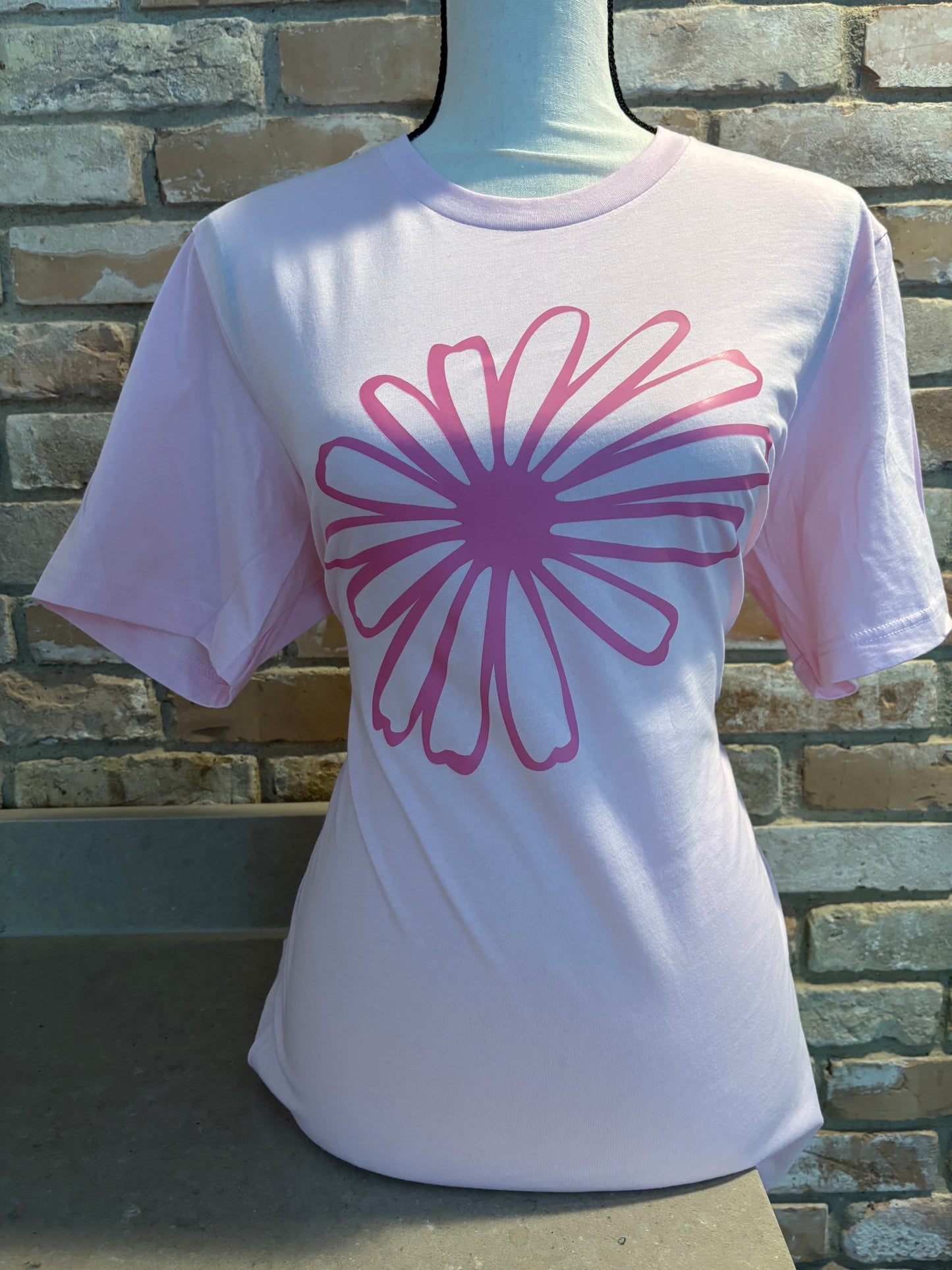 T-shirt Short Sleeve Pink Daisy on Pink